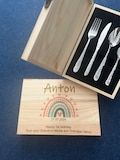 Personalized children's cutlery with engraving including wooden box – Safari motif – Gift for christening, birth or birthday – with name engraving