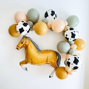 Horse Balloon Garland, Horse Birthday Decorations, Pony Party Decorations, Horse First Birthday Decor, Horse Themed Birthday, Horse Balloon