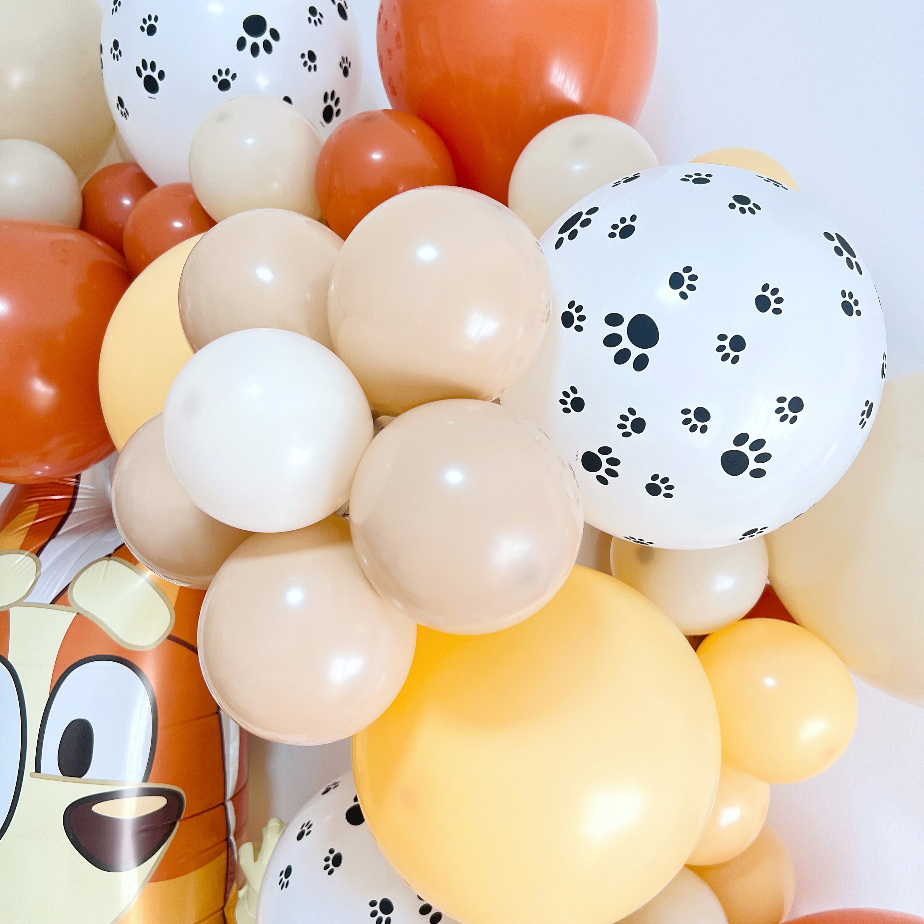 Licensed Bingo Balloon Garland