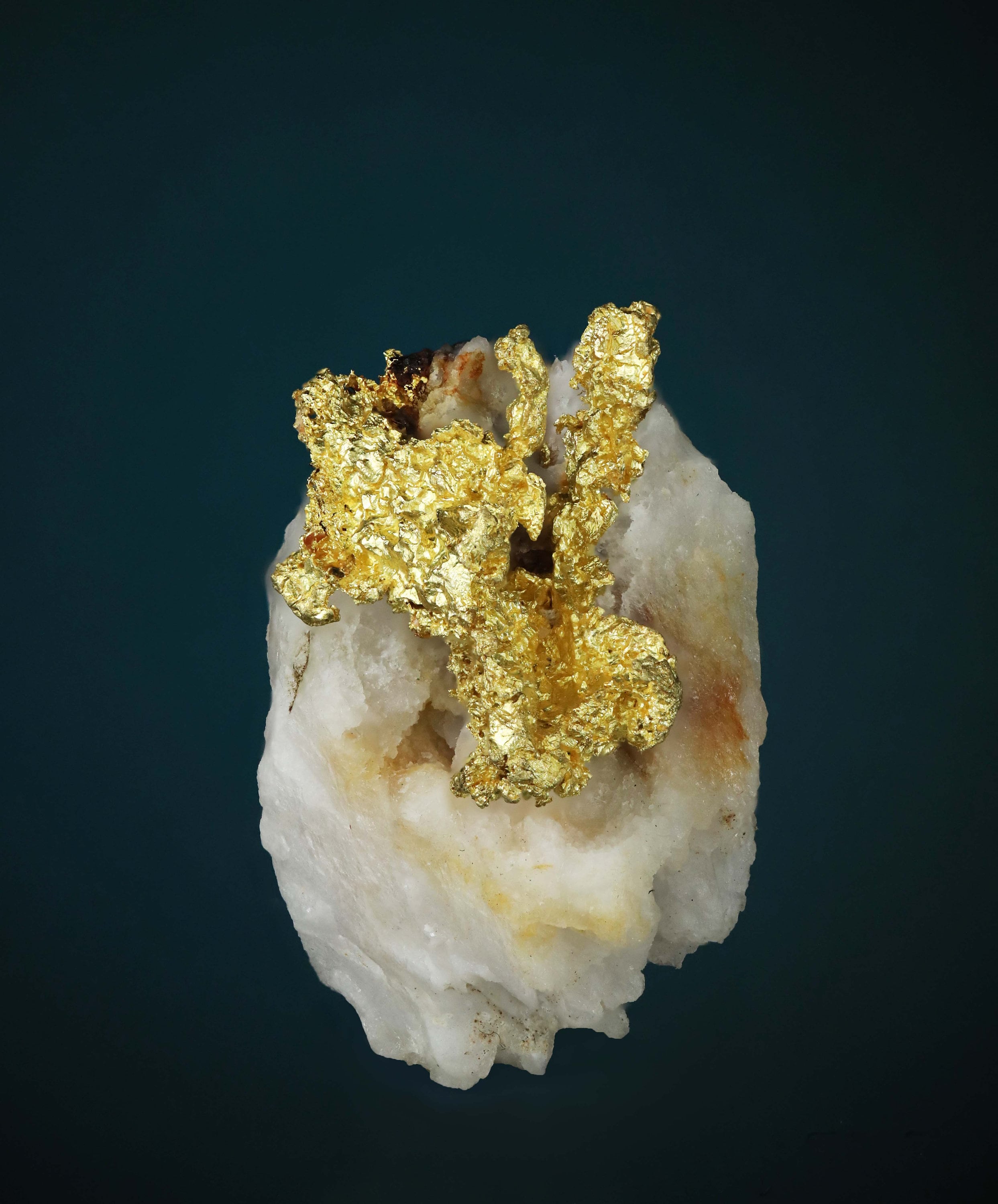 Crystallized Gold on Quartz Matrix Robust Natural Gold Specimen