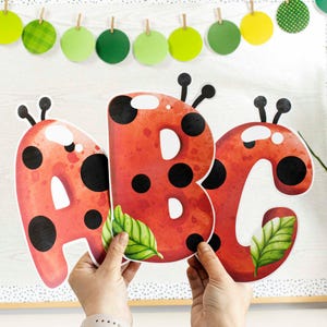 Ladybug Letters - Bulletin Board Titles / Classroom & Door Decor, Editable - PowerPoint / Canva Template, Printable Watercolor Kit