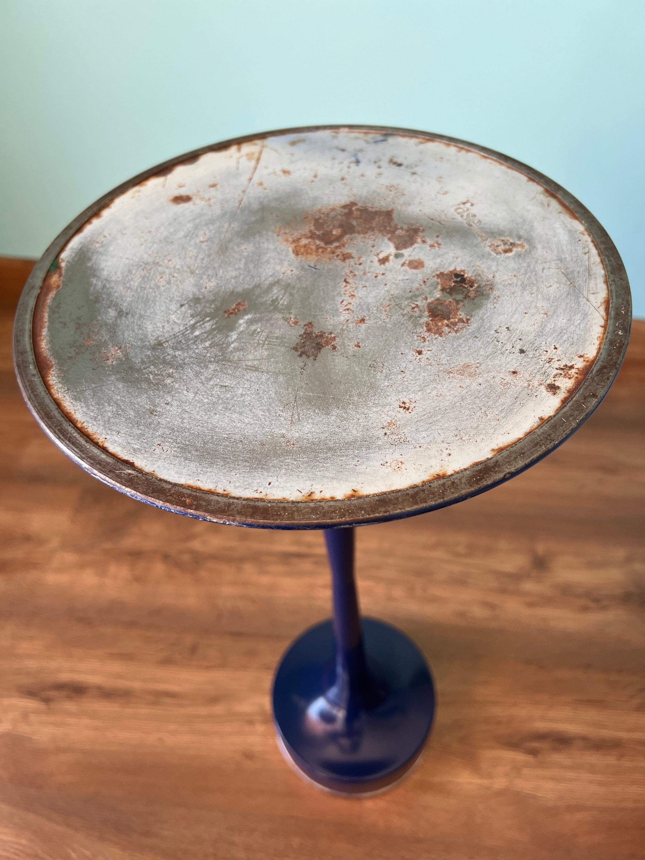 Vintage FASE Standing Ashtray - 70s Nice Model, Midcentury Modern