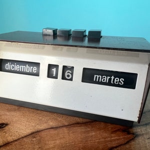 Vintage Maor Brand Perpetual Calendar - Retro 60s Desk Decor Organizer - Mid Century Modern Collectible
