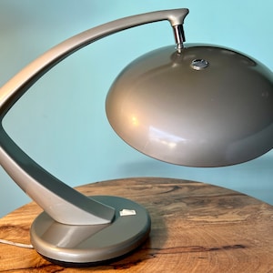 Vintage FASE Boomerang 64 Table Lamp - 1965 Spanish-Made 360º Rotation Silver Lampshade