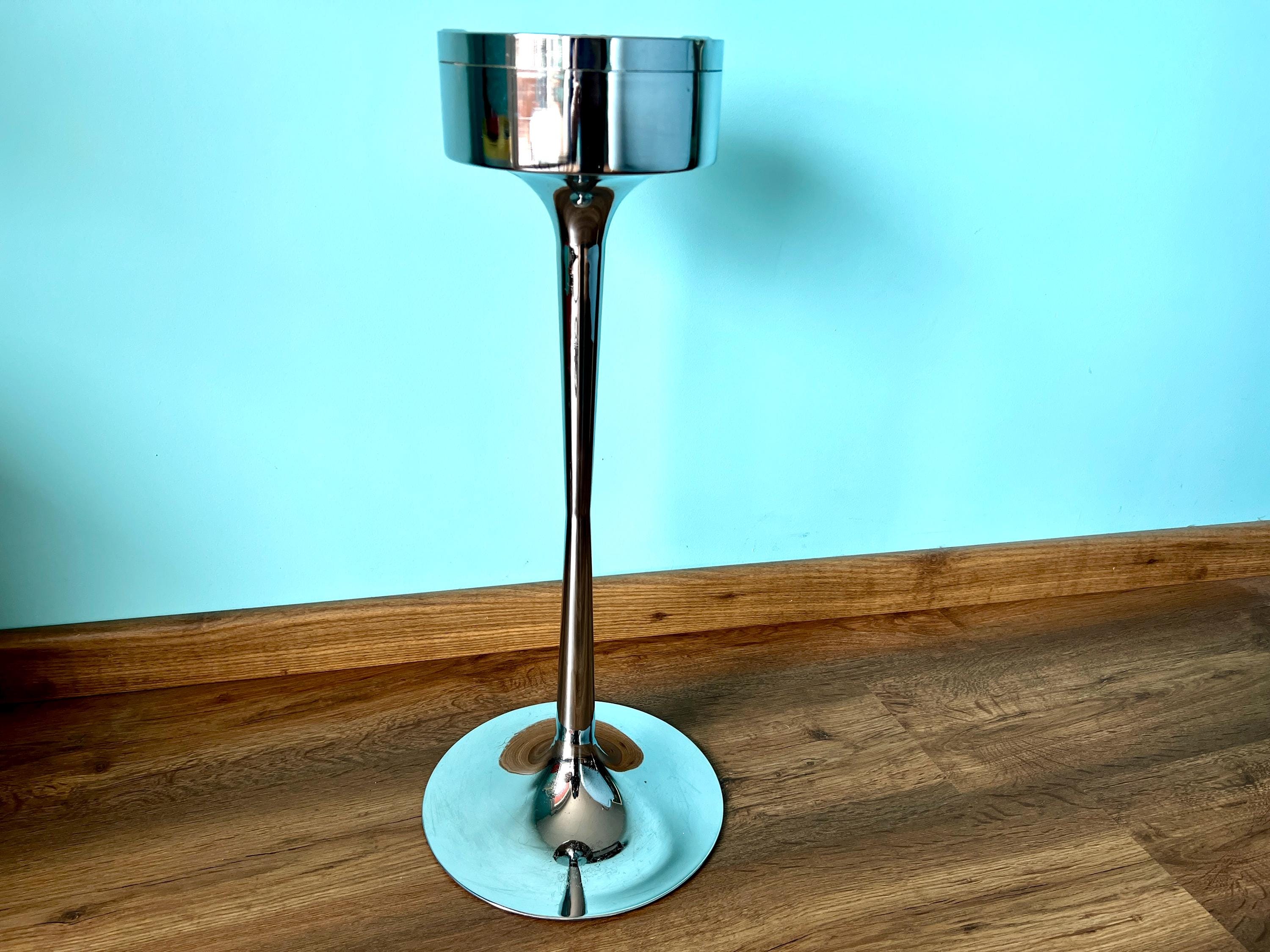 Vintage 70s Space Age Standing Ashtray by FASE for Chic Office or