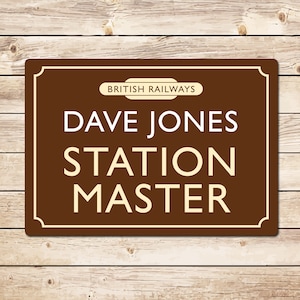 Personalised Station Master Railway Sign - Model Railway Steam Train, Birthday Fathers Day Christmas Gift for Dad Grandad Retro Metal Plaque