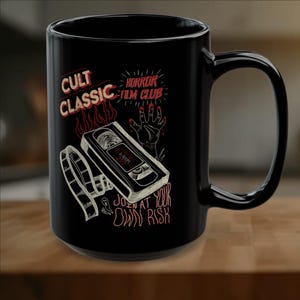Filmclubmok. GRATIS VERZENDING. Horrorfilm koffiekopje. Griezelig vintage woondecoratie. Gotische keuken. Uniek cadeau voor Halloween-liefhebbers.