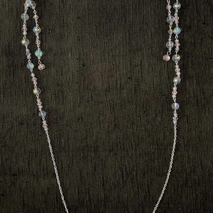 Schillernde Brillenkette aus Silber und Pink, Inspiriert von Glinda the Good aus Der Zauberer von Oz