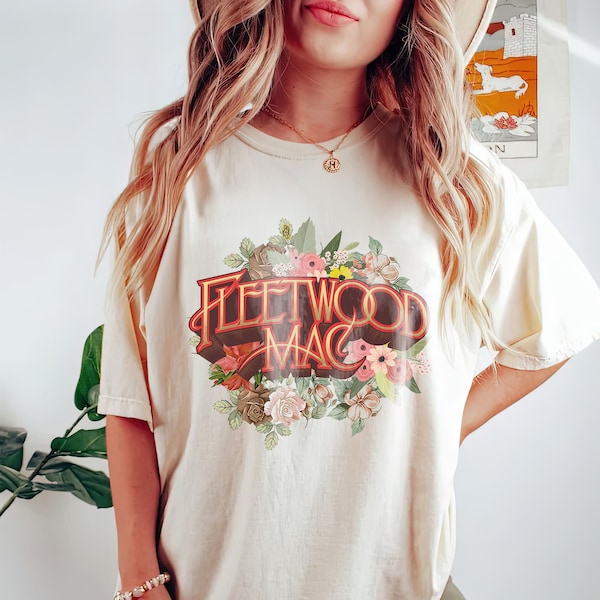 Fleetwood Mac T Shirt , Vintage Floral Retro Band Graphic Tee , Vintage Fleetwood Mac Rumours Tee Gift gift for men women unisex t-shirt