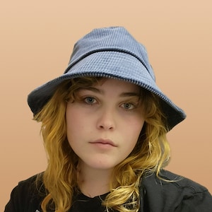 Cord-Eimermütze