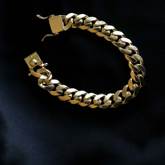 Buy Sneak Chunky Stainless Steel Gold UNISEX MEN WOMEN Bracelet, Modern Cut  Minimal Waterproof Gold Bracelet Online in India - Etsy