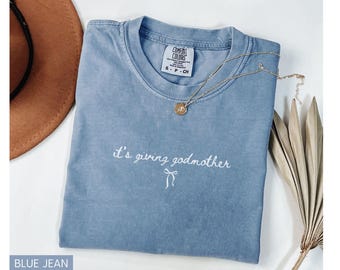 Godmother Shirt, Godmother Proposal Shirt, Pregnancy Reveal to Friend, Godmother Gift from Goddaughter, Godmother Gift for Baptism