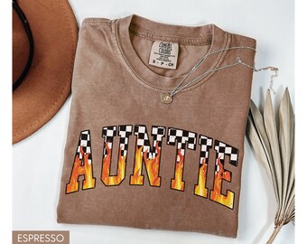 Comfort Colors Checkered Auntie Shirt Gift for Aunt, Retro Aunt Tee, Trendy Aunt Shirt, Vintage Checkered Auntie Tshirt, Auntie Flame Shirt