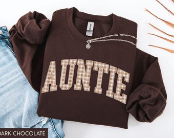 Auntie Fall Sweatshirt, Fall Aunt Shirt, Fall Aunt Sweater, Gingham Aunt Autumn Shirt, Cute Autumn Aunt Shirt, Trendy Fall Sweater for Aunt