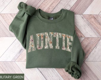 Auntie Sweatshirt, Aunt Sweater, Floral Auntie Sweater, New Aunt Gift, Pregnancy Announcement, Gift for Aunt, Pregnancy Reveal to Aunt