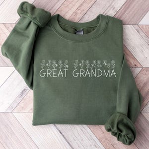 Great Grandma Sweatshirt, Floral Great Grandma Sweatshirt, Great Grandma Crewneck, Great Grandma Sweater, Gift for Great Grandma