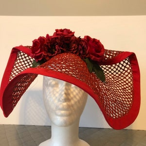 Elegant Red Roses Hat