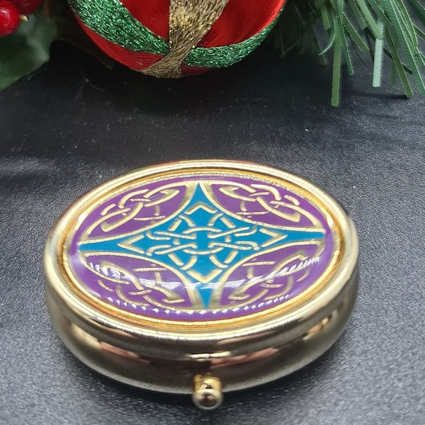 Celtic collection oval pill box Purple with Turquoise inlay design