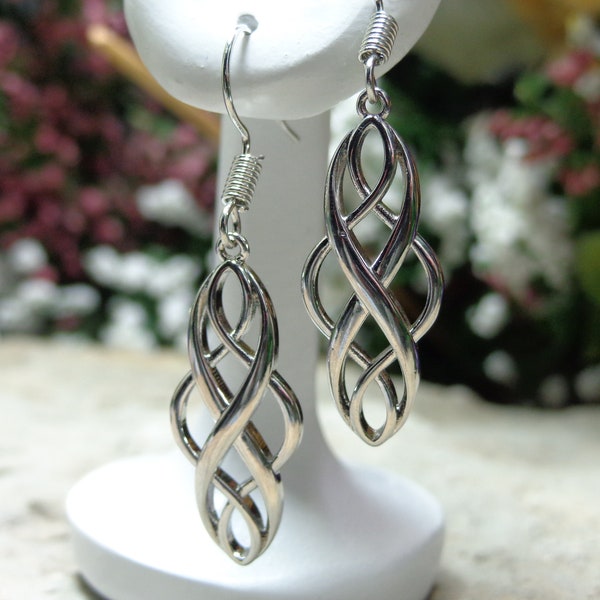 925 Silver Swirled Earrings