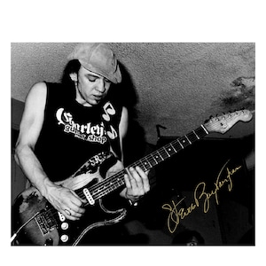 Stevie Ray Vaughan Autographed Photo Replicas / message me the Photo you want and the color frame / 11&quot; X 14&quot; inch frame