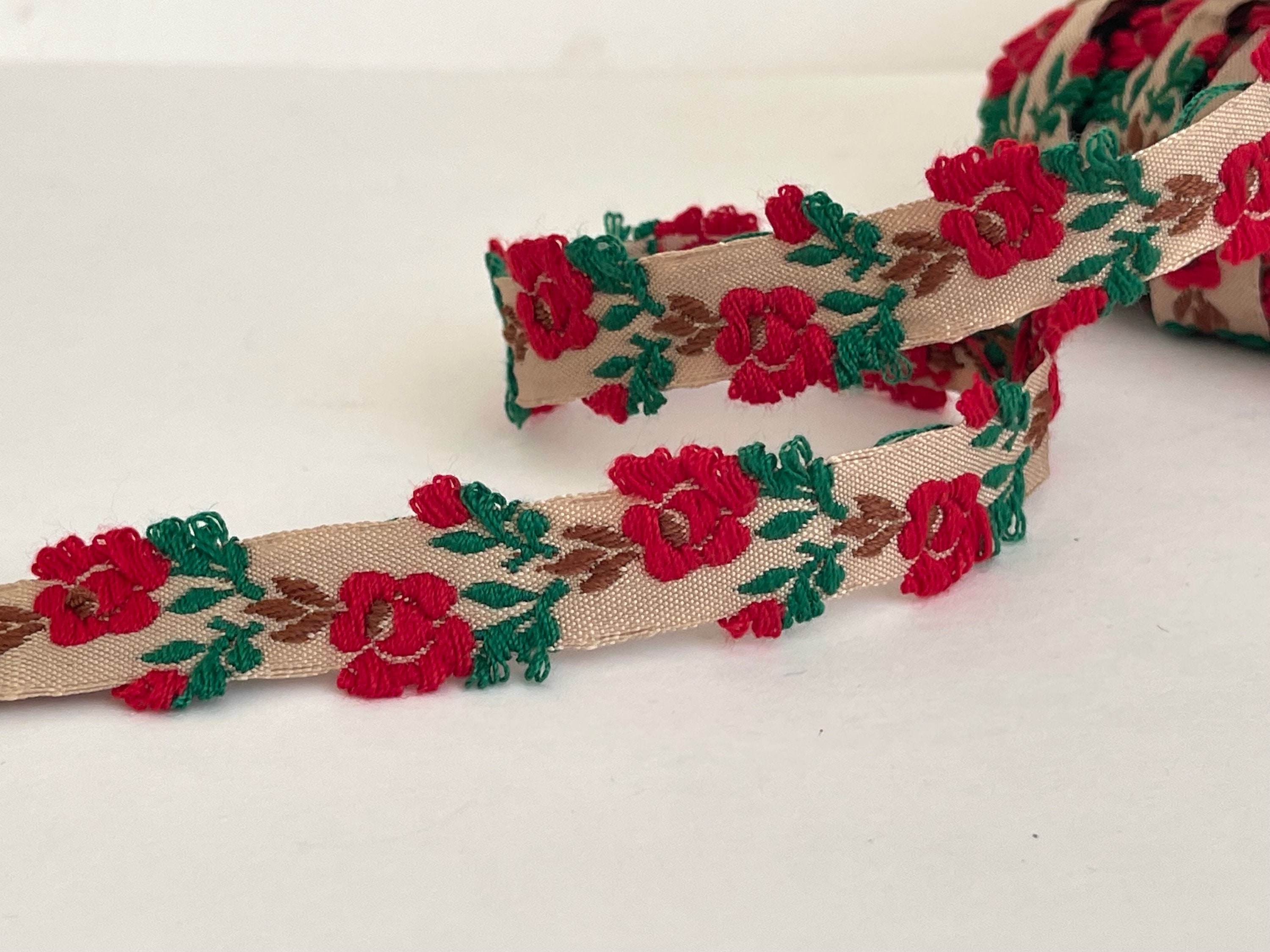Antique French Linen Ribbon — Handa Textiles