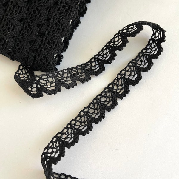 3/4" Black Cotton Cluny Lace Knit Lace Trim, Scalloped Edge Crochet Look Retro Sewing Crafts, Fun Cluny Lace