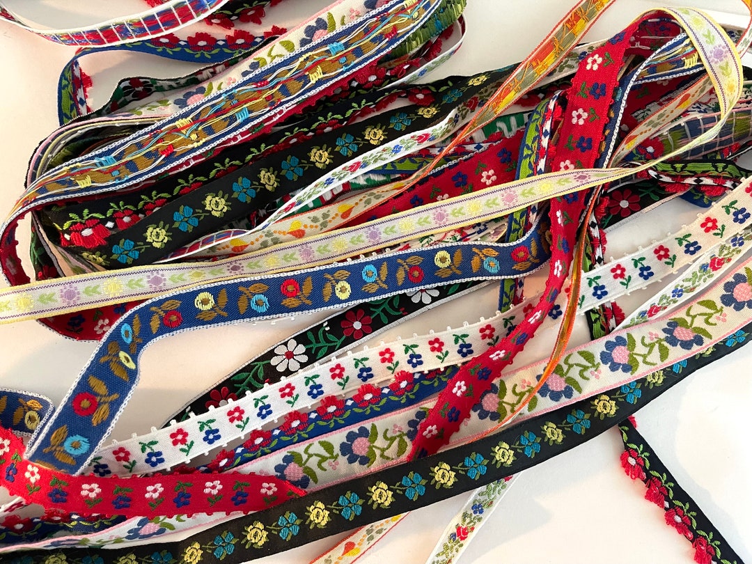 22-YARDS Vintage Assortment Sewing Bundle Darling Floral Woven Jacquard ...