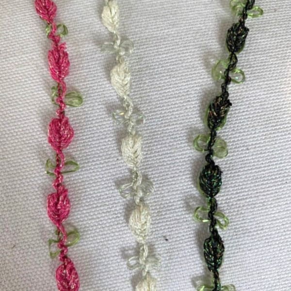 1.00 YARDSALE 1 Yd-Vintage Rosebud Guimp Rosette Braid Chain Floral Iridescent Passementrie embellishment , Doll Trim,