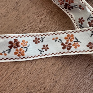 1" Vintage Sweet Woven Floral Patch Embroidered Brown, Bronze, Ivory Jacquard Ribbon Trim Natural Multi Floral Design