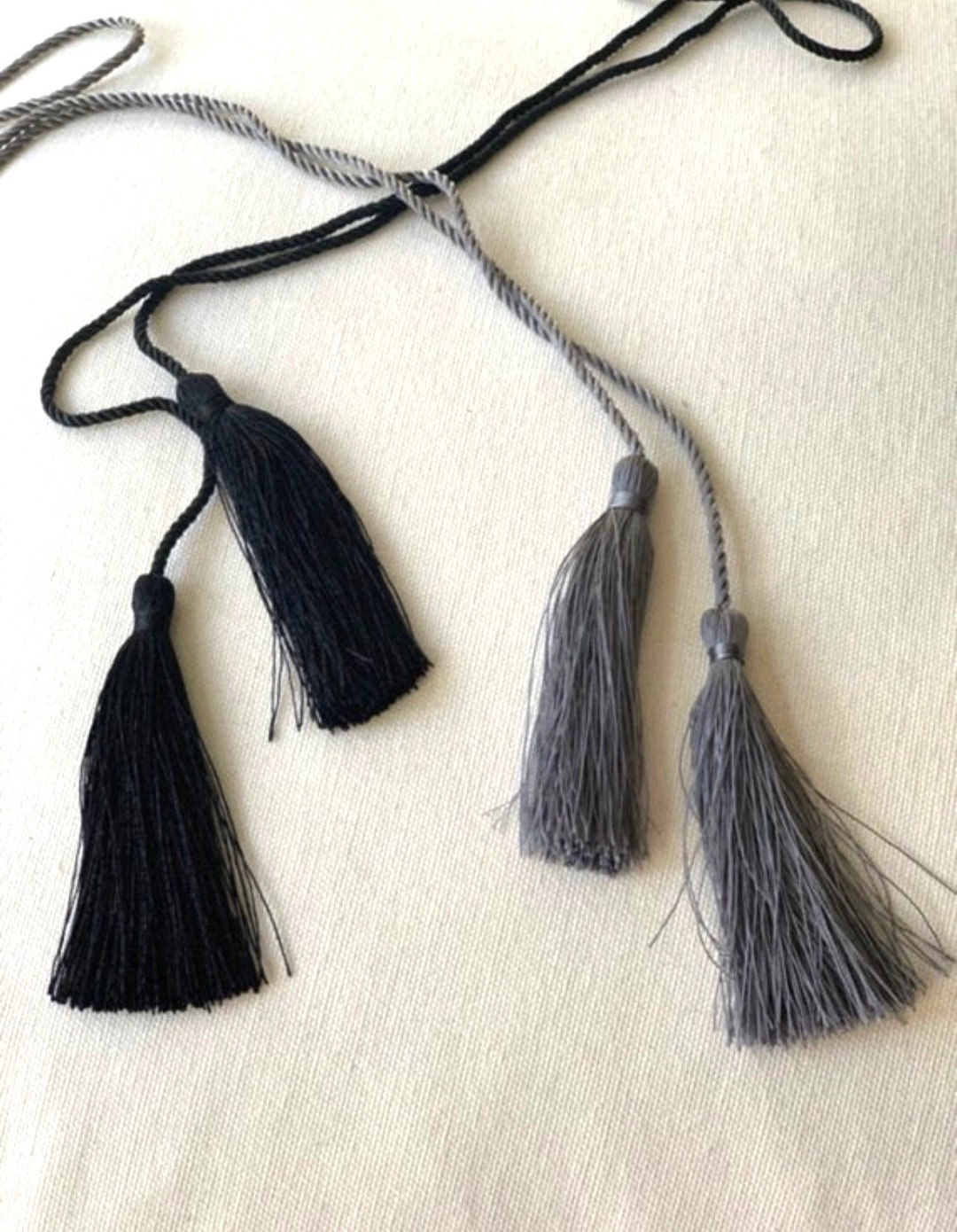a cord belt that can be wrapped and tied