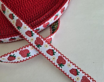 5/8" Vintage Strawberry White Cotton Embroidered  Red Strawberries,Picot Edge Picnic Summer Fun Fruit & Flower Woven Jacquard Ribbon Trim