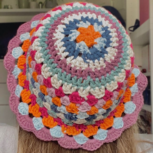 Oma Flower Crochet Fischerhut MUSTER pdf, Cloche Hut, Sommer Sonnenhut, Fischerhut, vintage y2k funky