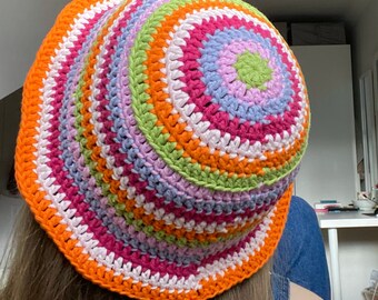Striped Staple Crochet Bucket Hat PATTERN pdf, colourful cloche hat, summer sun hat, fisherman hat, vintage y2k funky