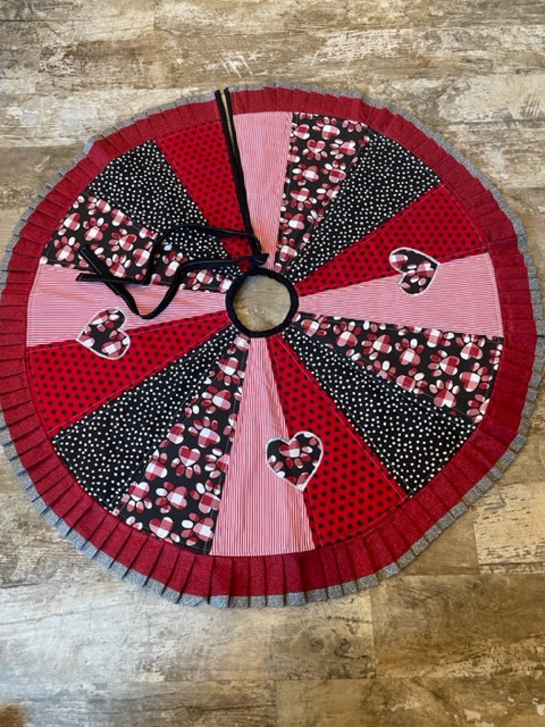 Dog Christmas Tree Skirt Dog Paw Tree Skirt Christmas Tree Etsy