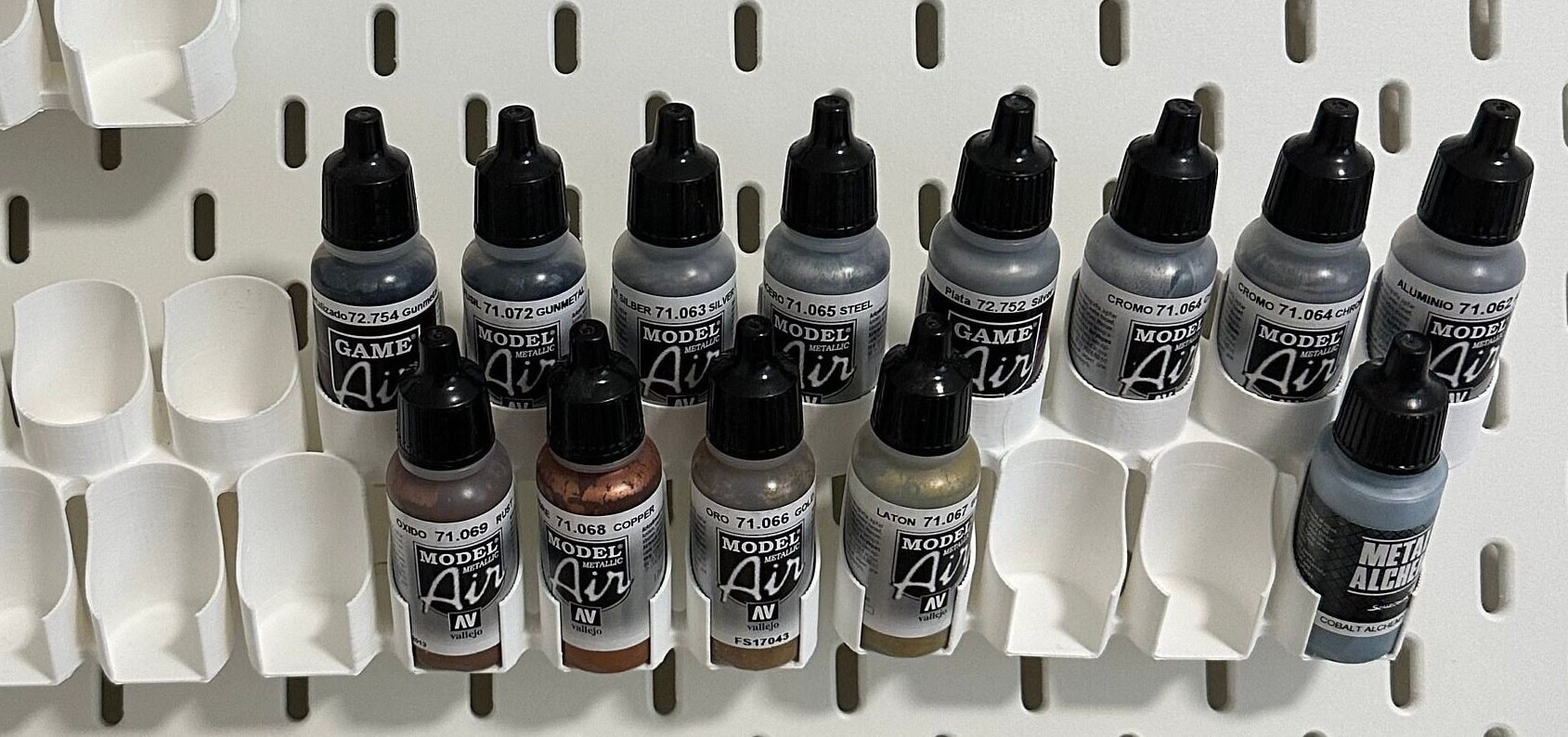 Vallejo Paint 17ml Bottle Metallics Model Air Paint Set (8 Colors