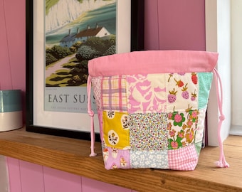 Medium Patchwork Project Bag | Quilted Zipper Bag for Knitting, Crochet & Sewing | Handmade Gift for Her | Ready to Ship