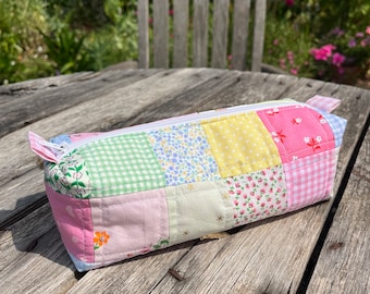 Handgenähte Federtasche / Make up Tasche