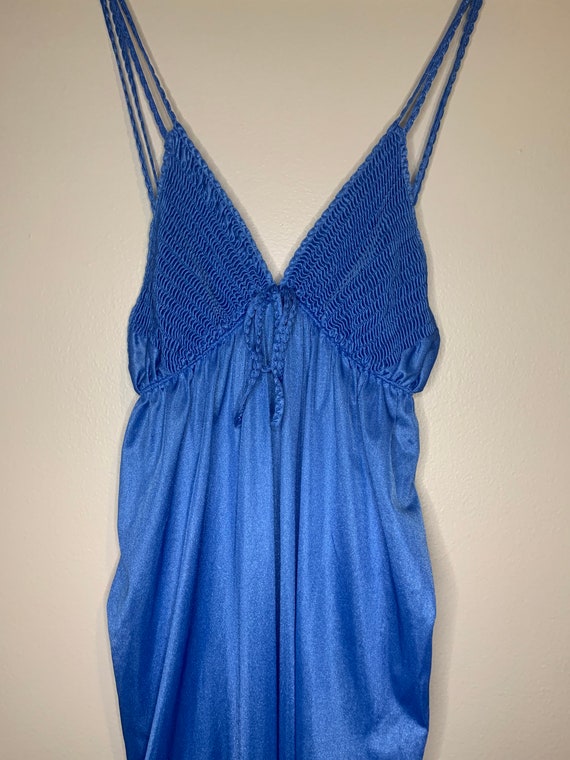 Blue Nightgown - image 4