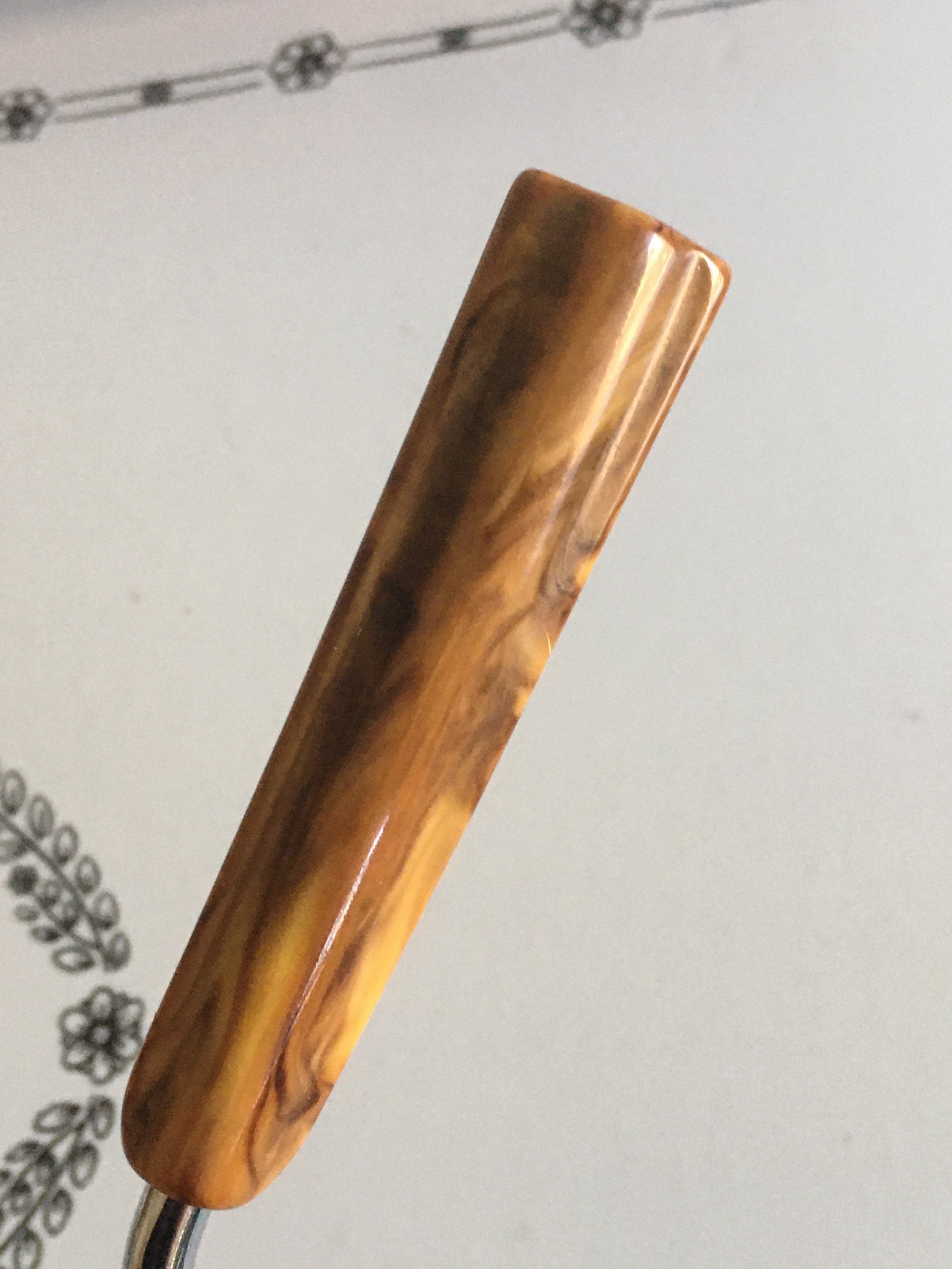 Vintage Hostess Cake Breaker Angel Food Knife Brown Marbled Bakelite