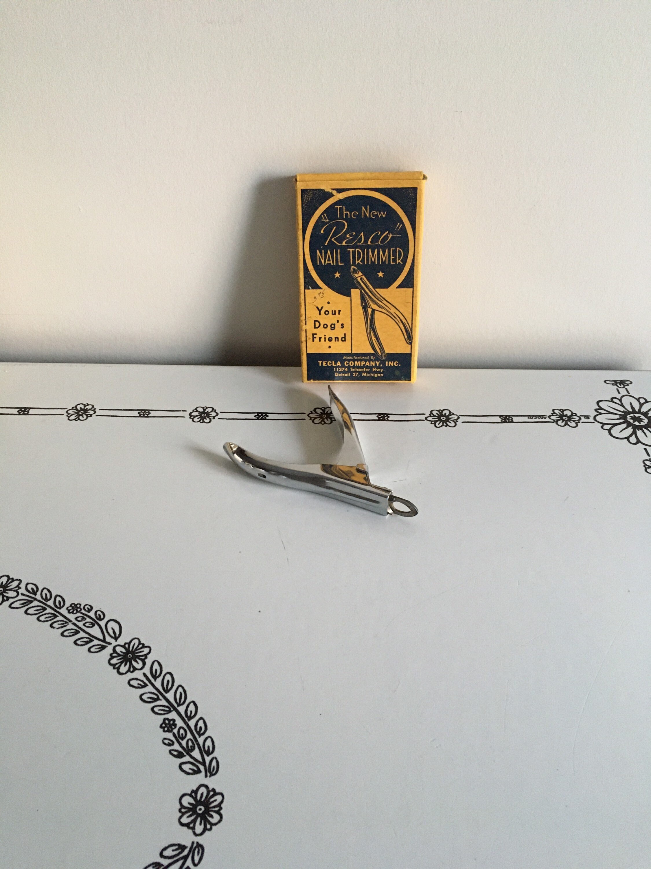 Vintage 1950s RESCO the Original Dog Nail Trimmer With Original