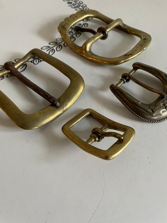 Lot Of 4 Vintage Brass And Brass Tone Belt Buckles - image 10