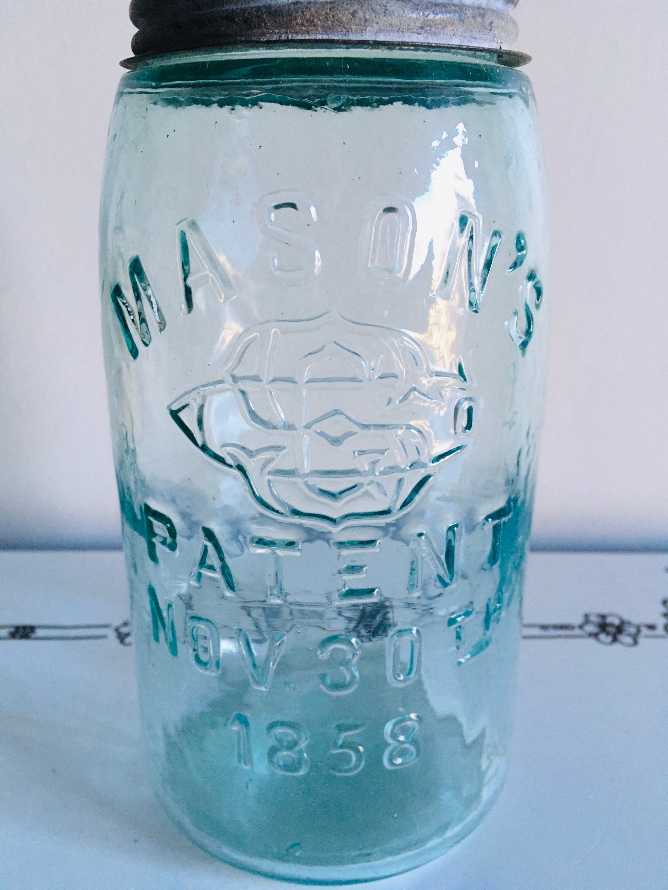 Antique Whittled Masons Sgco Swayzee Monogram Patent 1858 Aqua Quart