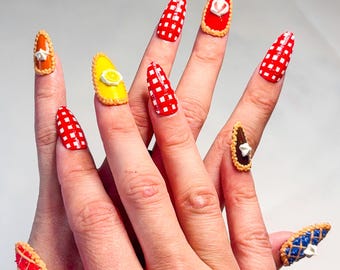 Pie and Gingham Press-On Nails