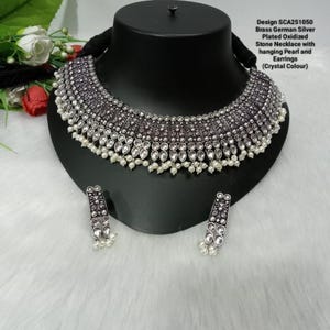 Oxidized stone necklace set with press nose pin