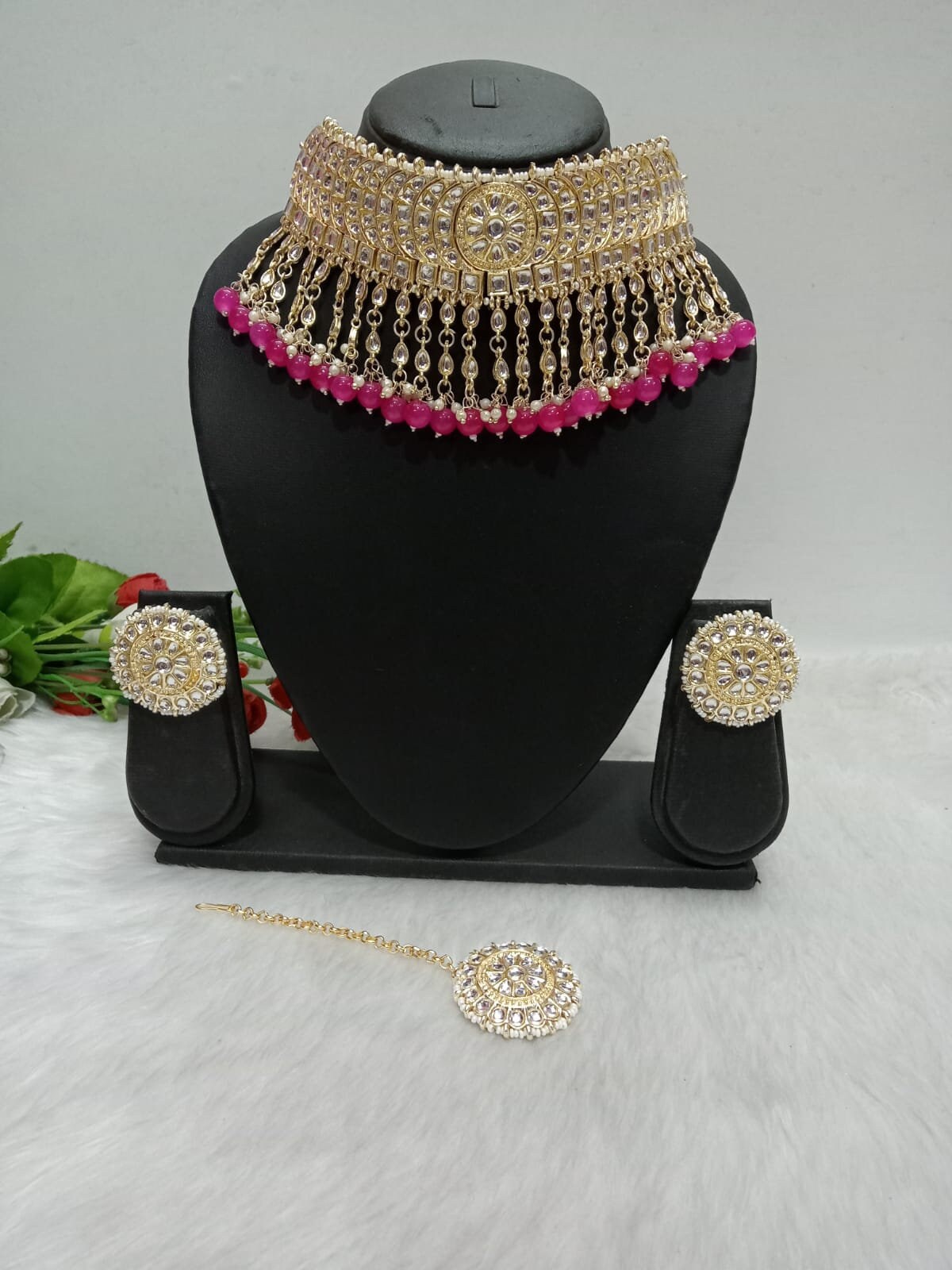 Choker necklace with maang tikka discount