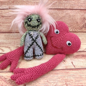 Voodoo Protection Poppet for Love Magic with Heart long hand, Good Energy saving Doll for Gift, Figurine for Spells Rituals Magic Poppet