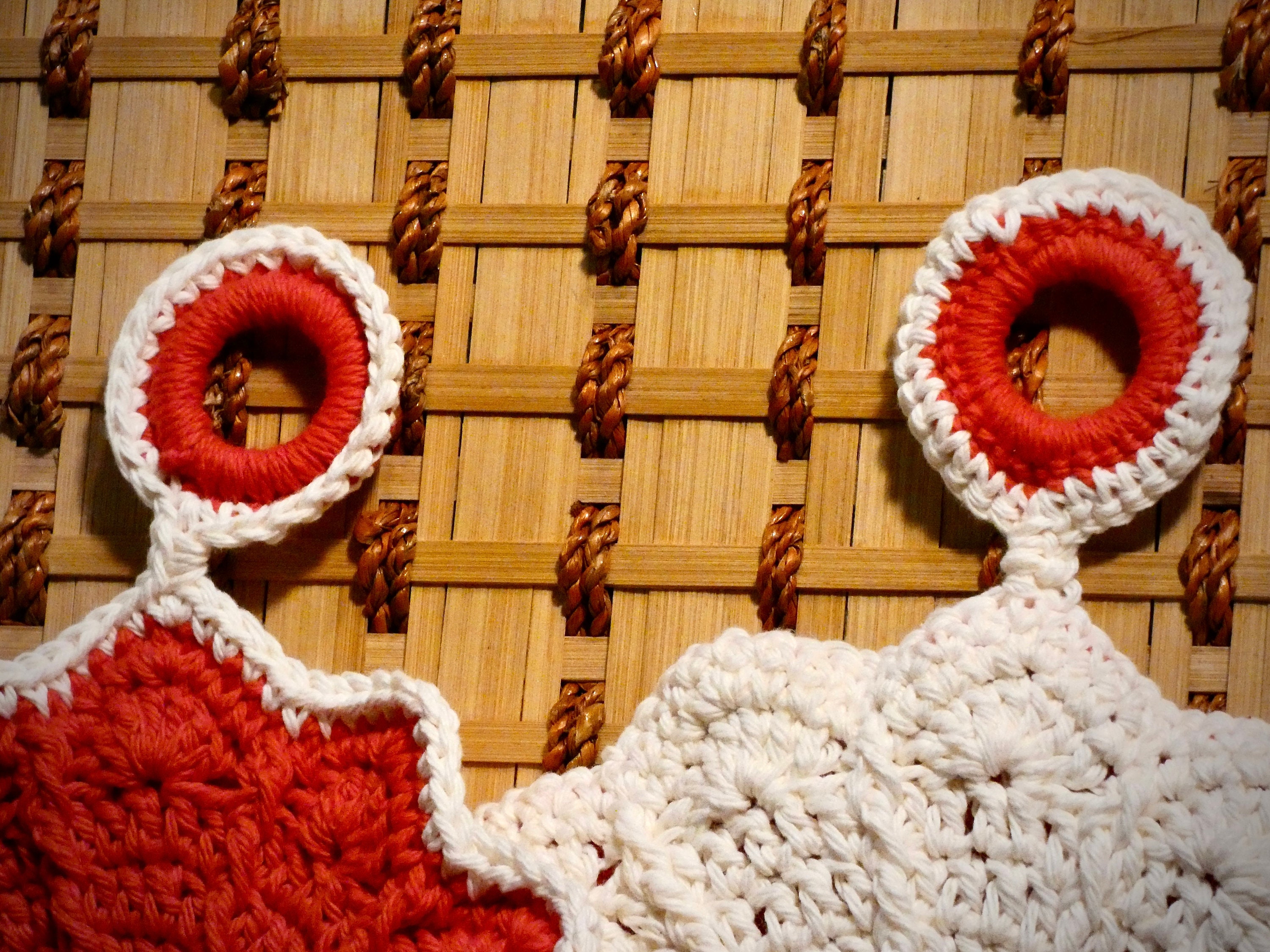 Scallop Pot Holders, Set of 2, Trivet, Hot Pad, Thick Two Sided Hot Pat  100% Cotton, Brown and White. Hand Crocheted.