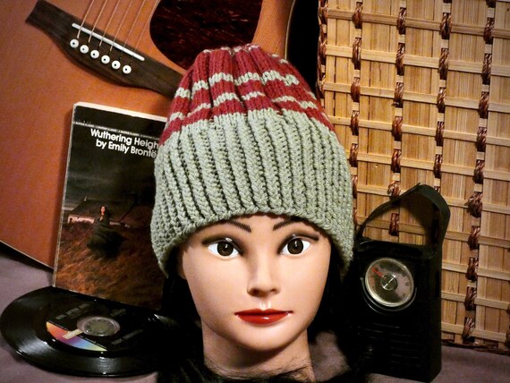 Beanie Maroon and Gray. Knitted Hat - Etsy