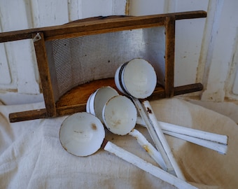 Vintage Enamel Spoons, Rustic Farmhouse Kitchen Accessories, Photo Prop