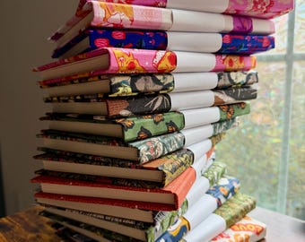 Cuaderno personalizado de tapa dura: Cuaderno rayado encuadernado a mano